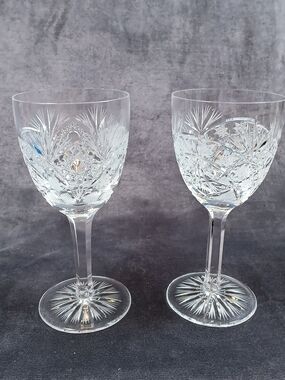 Clear Cut Crystal Wine Goblets with Starburst Etching (Set of 2)